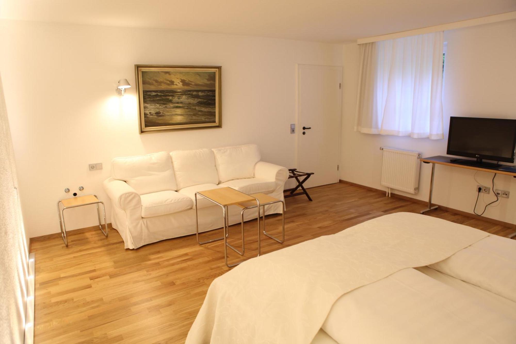 Hotel Am Main Veitshochheim Room photo